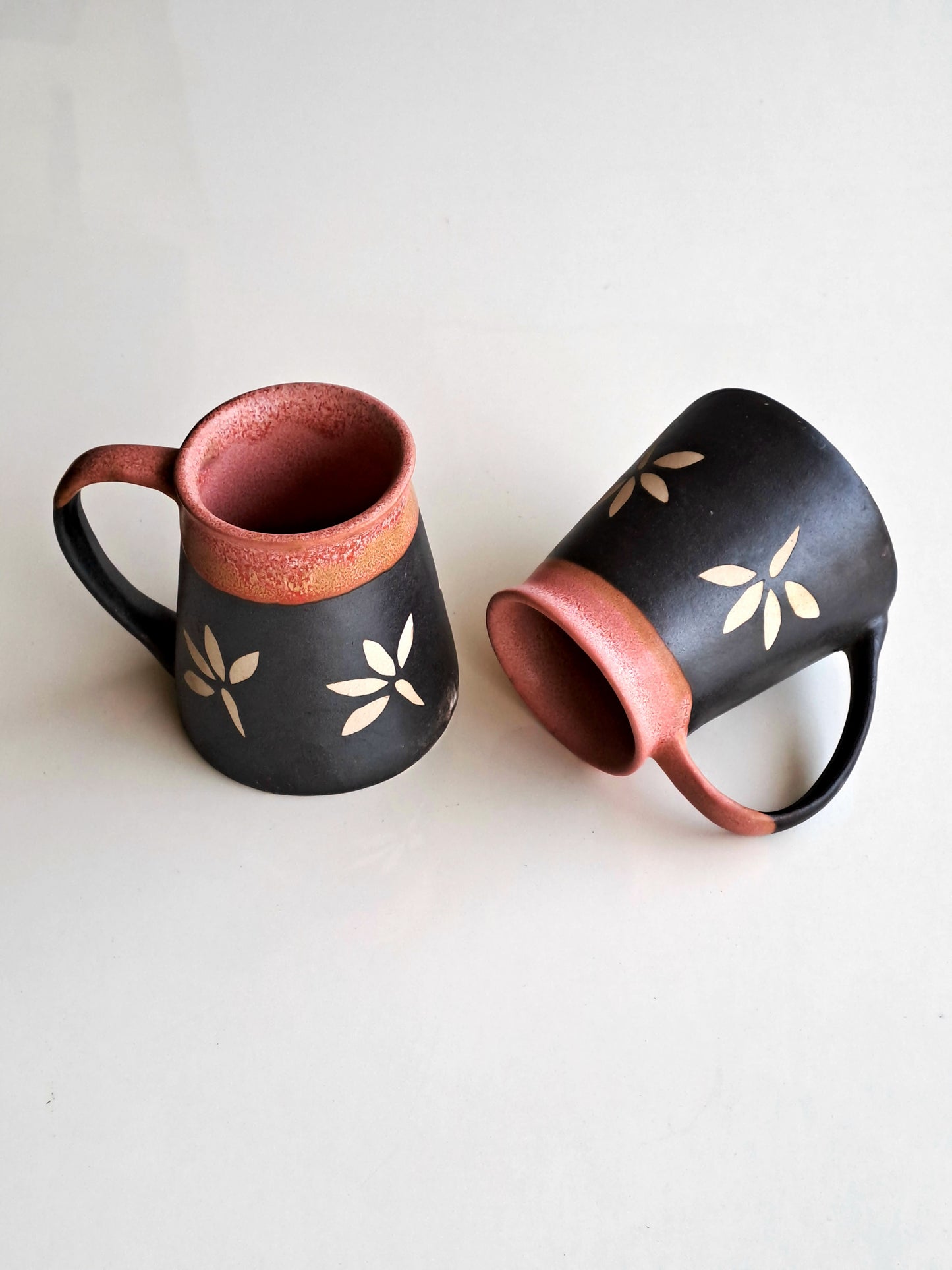 BLACK AND PINK COLOR MUG/CUP(SET OF 2)