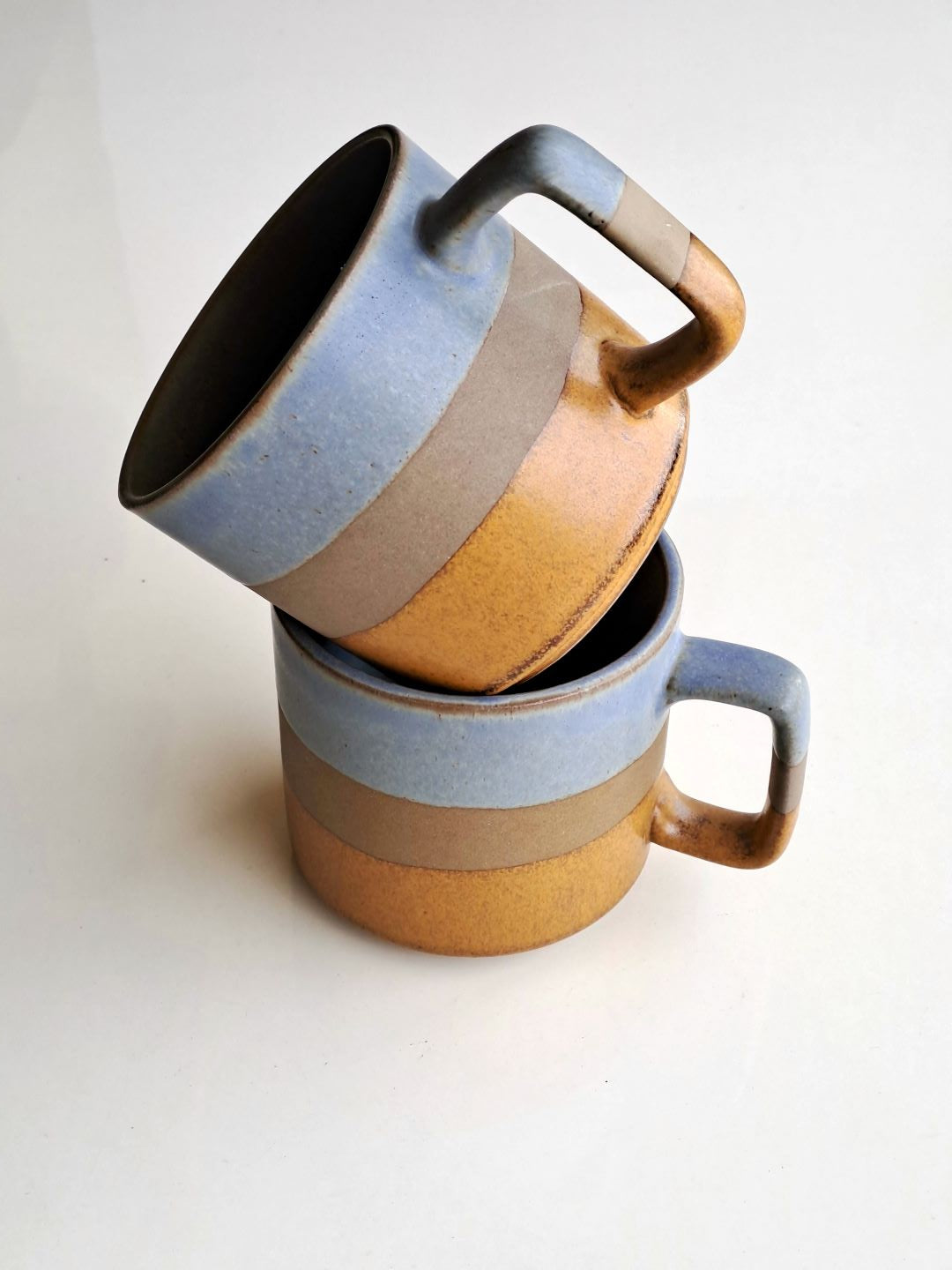 BROWN AND BLUE COLOR MUG/CUP(SET OF 2)