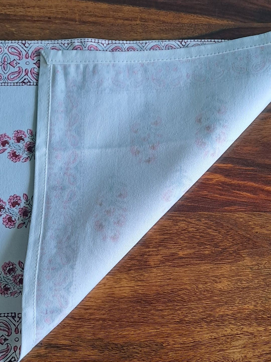 HANDBLOCK PRINT TABLE RUNNER