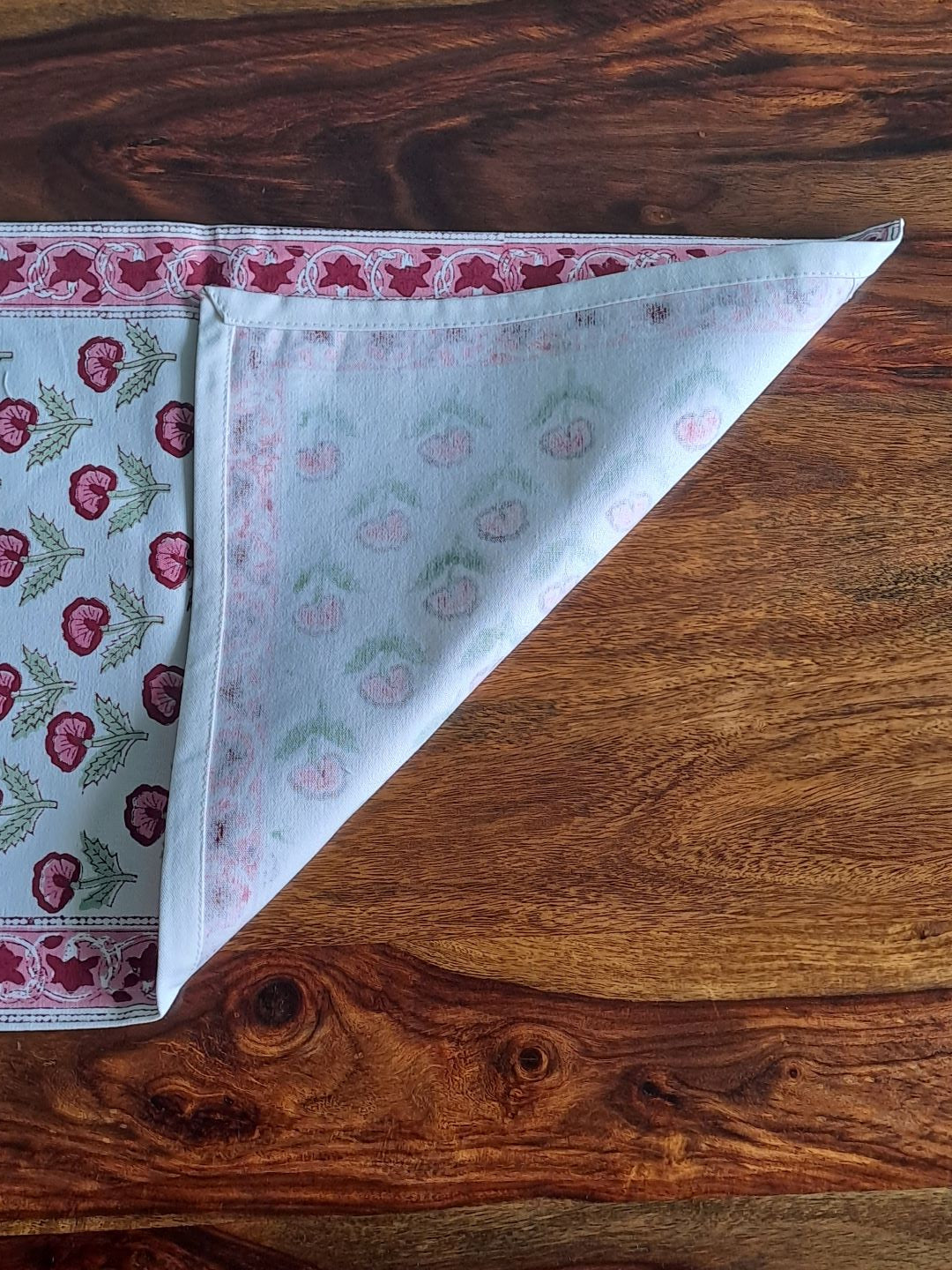 HANDBLOCK PRINT TABLE RUNNER