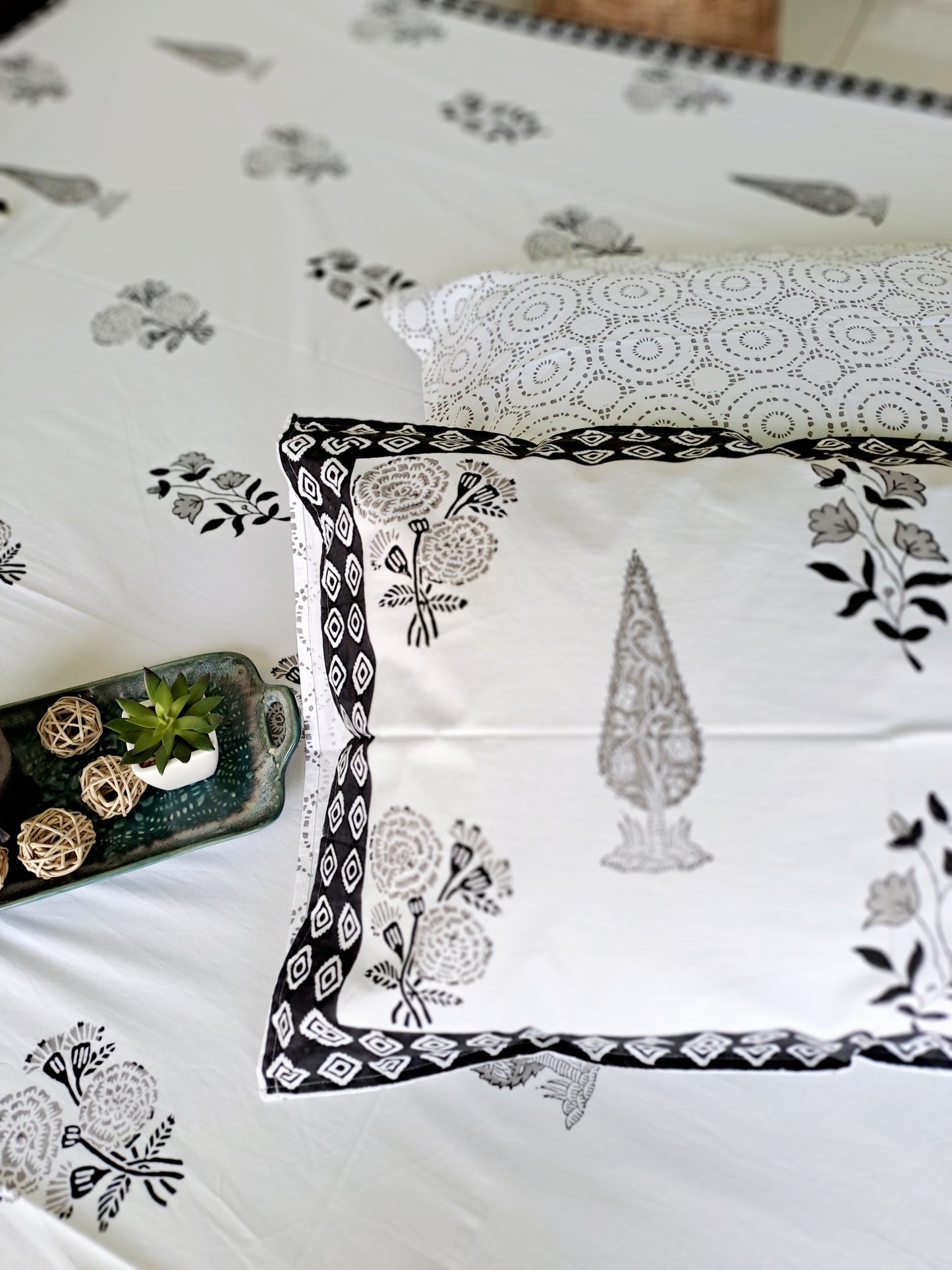 HANDBLOCK PRINT BEDSHEET