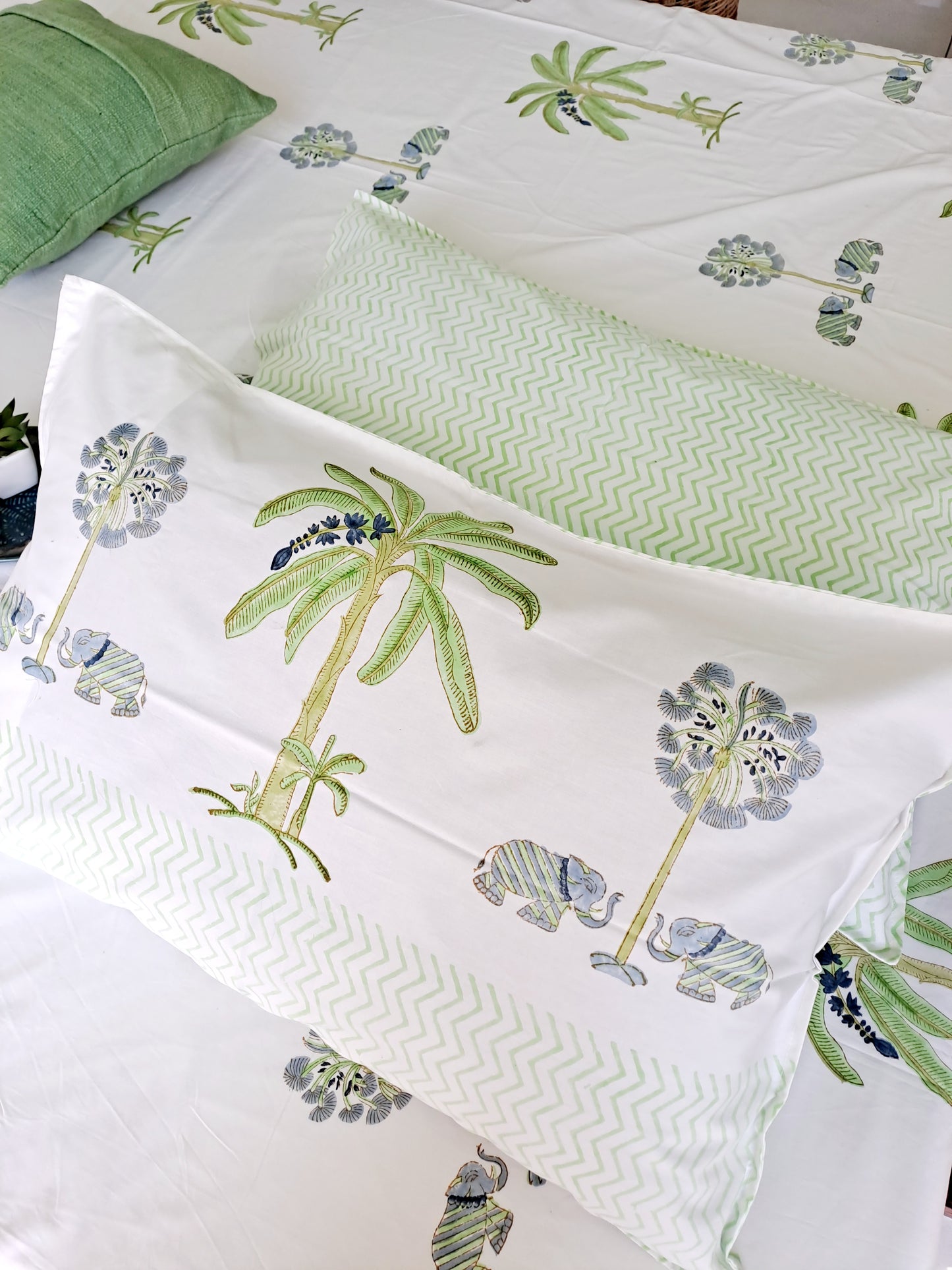 HANDBLOCK PRINT BEDSHEET