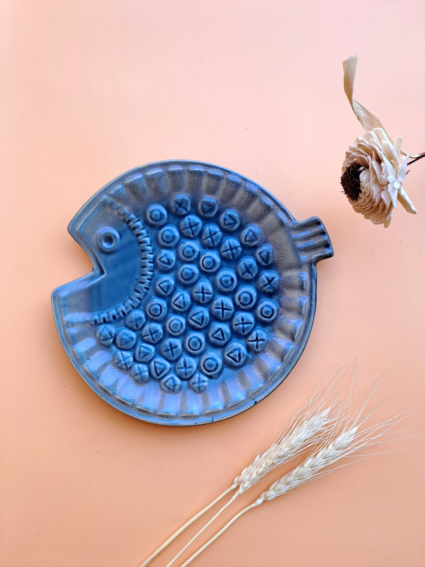 CERAMIC LIGHT BLUE FISH PLATTER