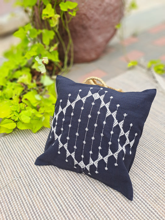 HANDLOOM COTTON CUSHION COVER