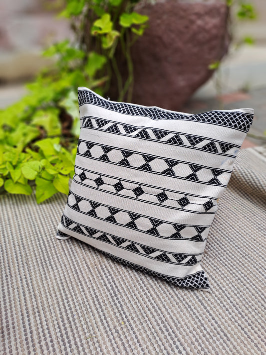 HANDLOOM COTTON CUSHION COVER