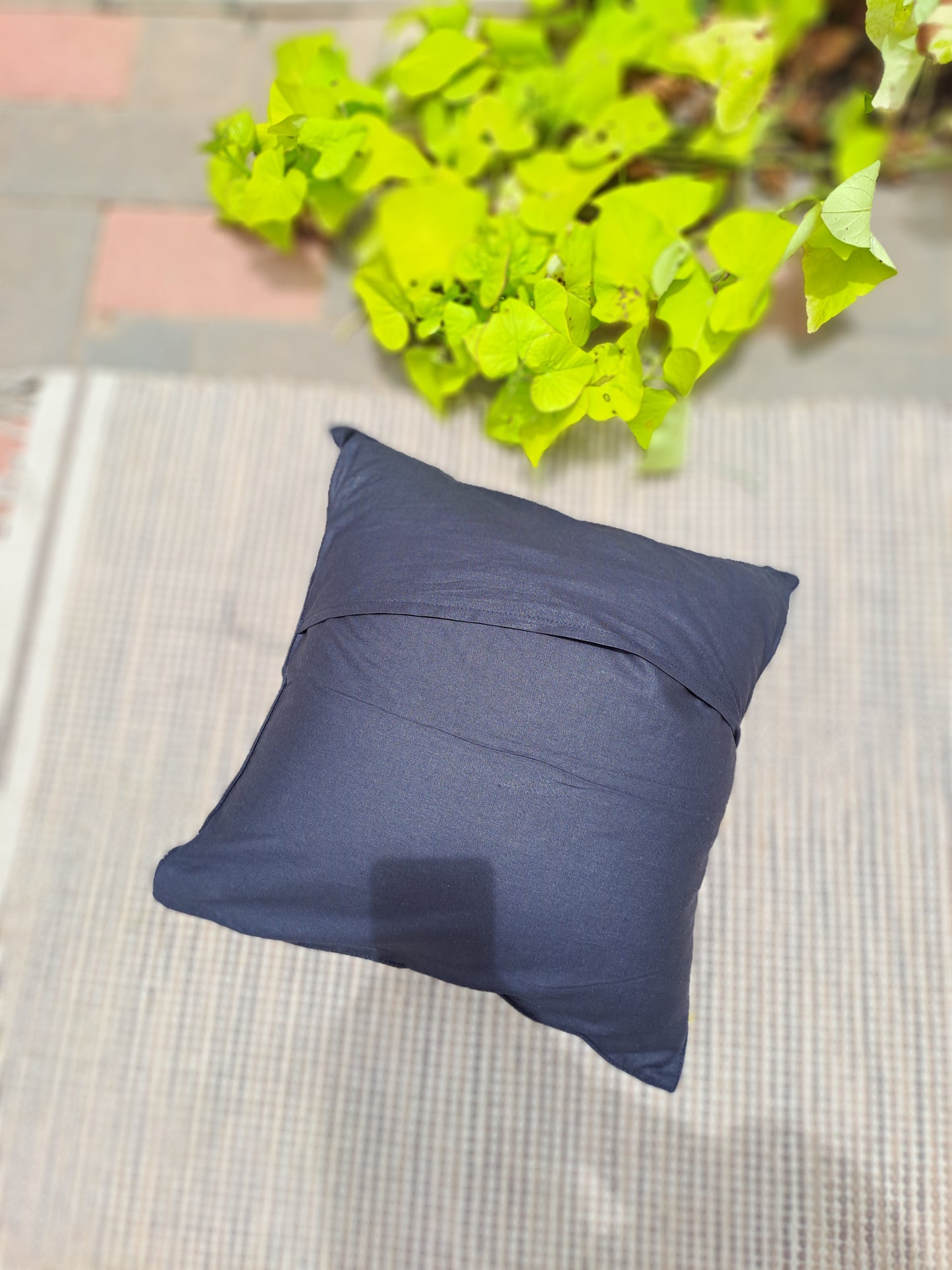 HANDLOOM COTTON CUSHION COVER