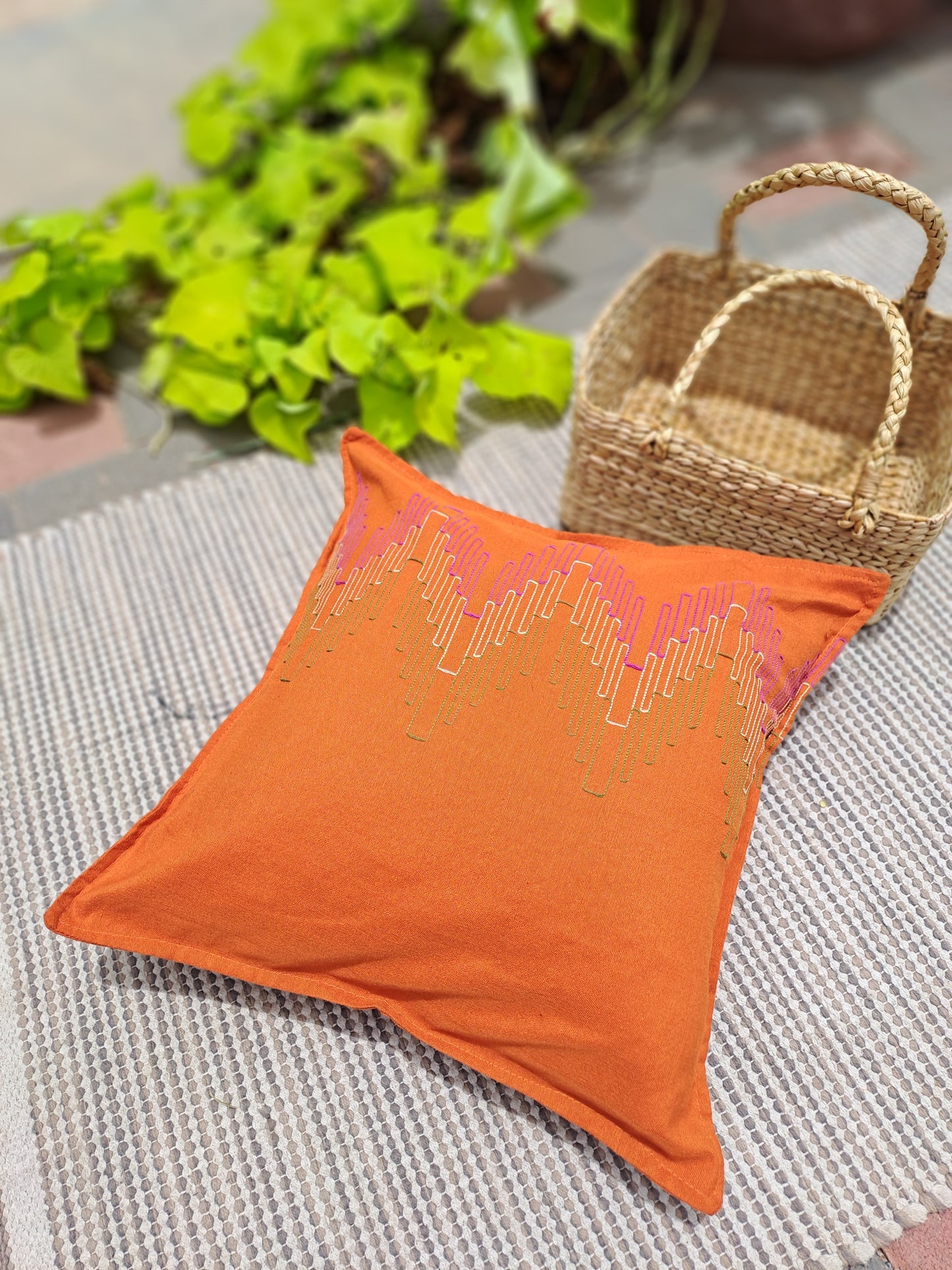 HANDLOOM COTTON CUSHION COVER