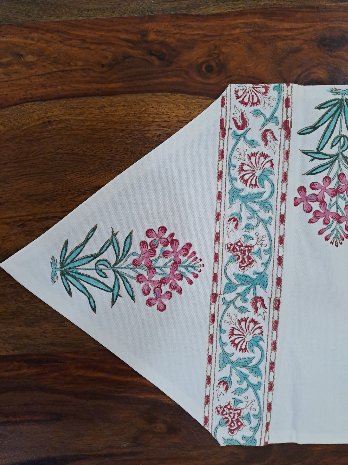 HANDBLOCK PRINT TABLE RUNNER