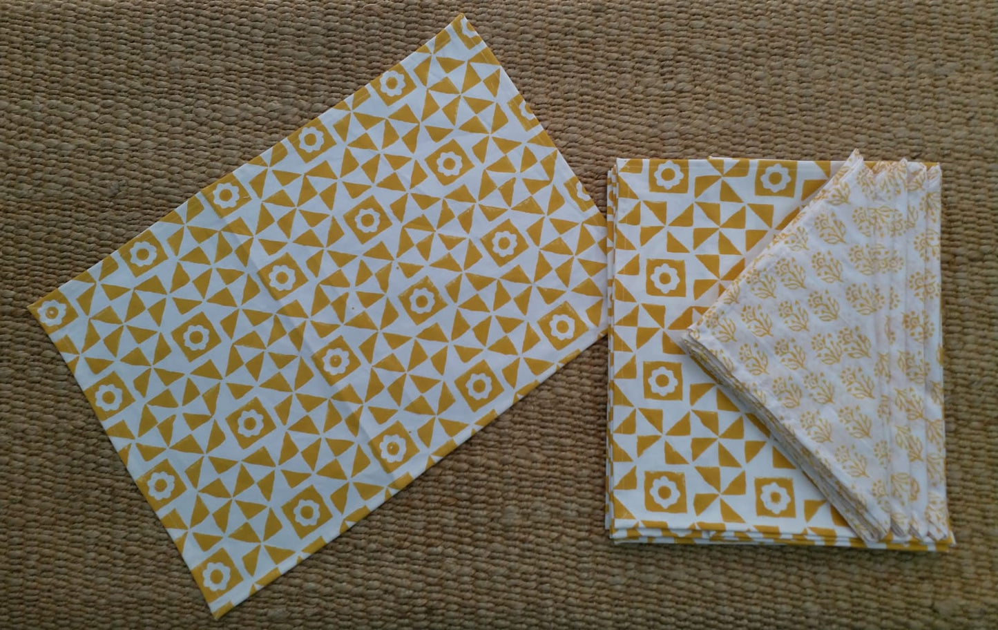 HANDBLOCK PRINT PLACEMAT AND NAPKIN SET