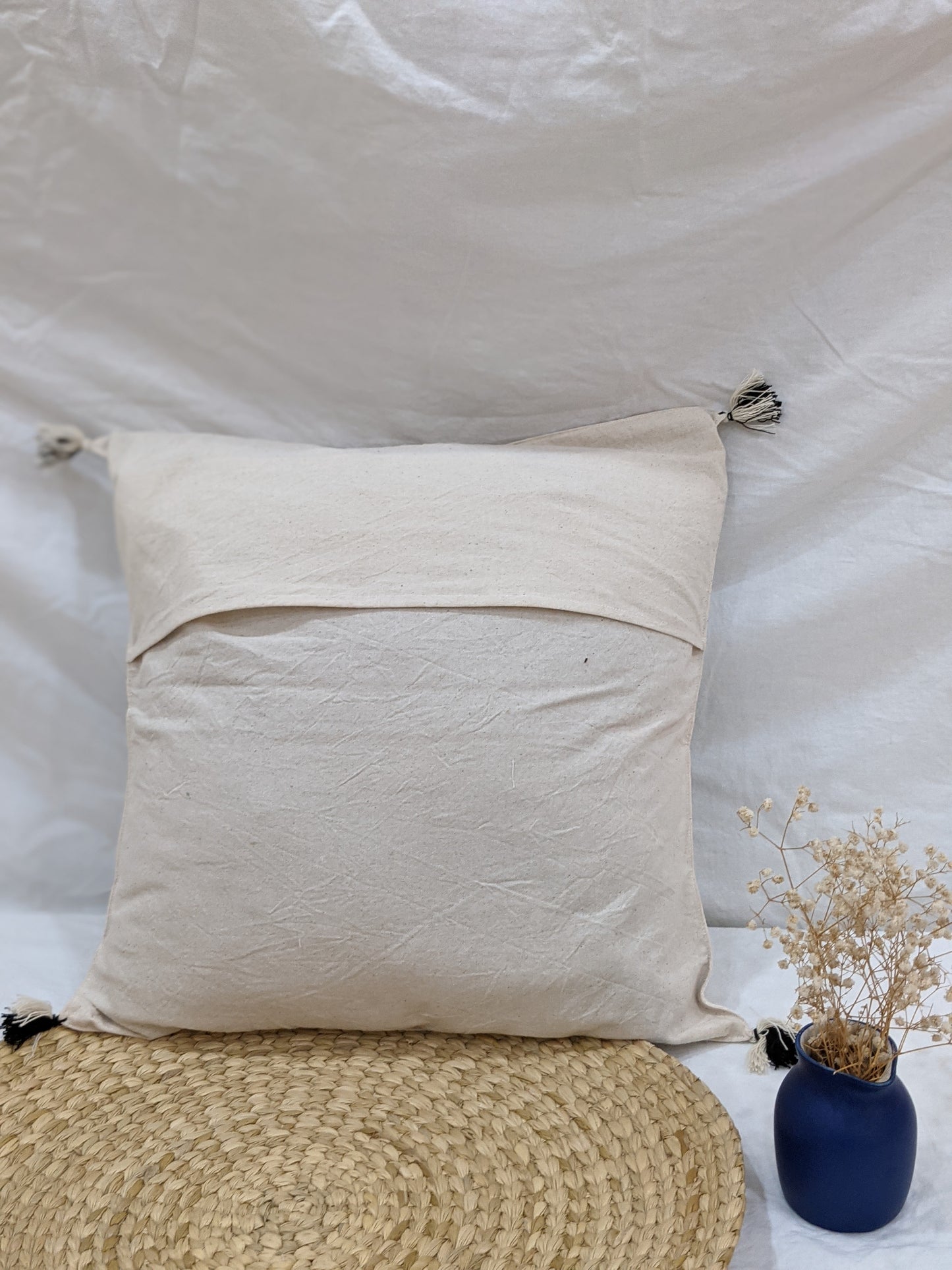 HANDLOOM COTTON CUSHION COVER